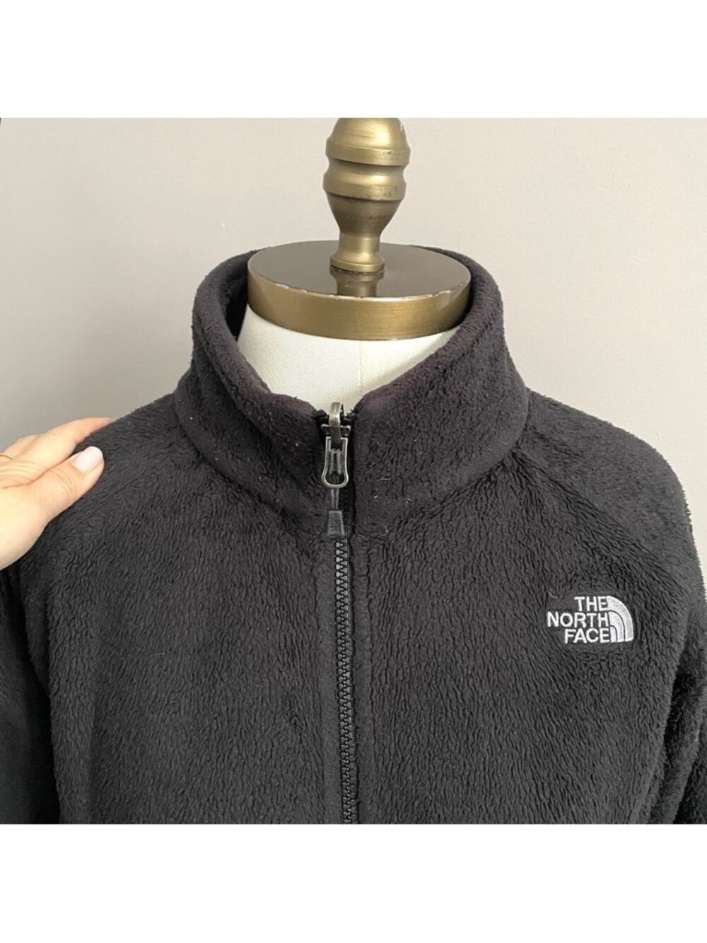 The North Face Black Osito Full Zip Fleece Jacket - Large - Picture 3 of 13